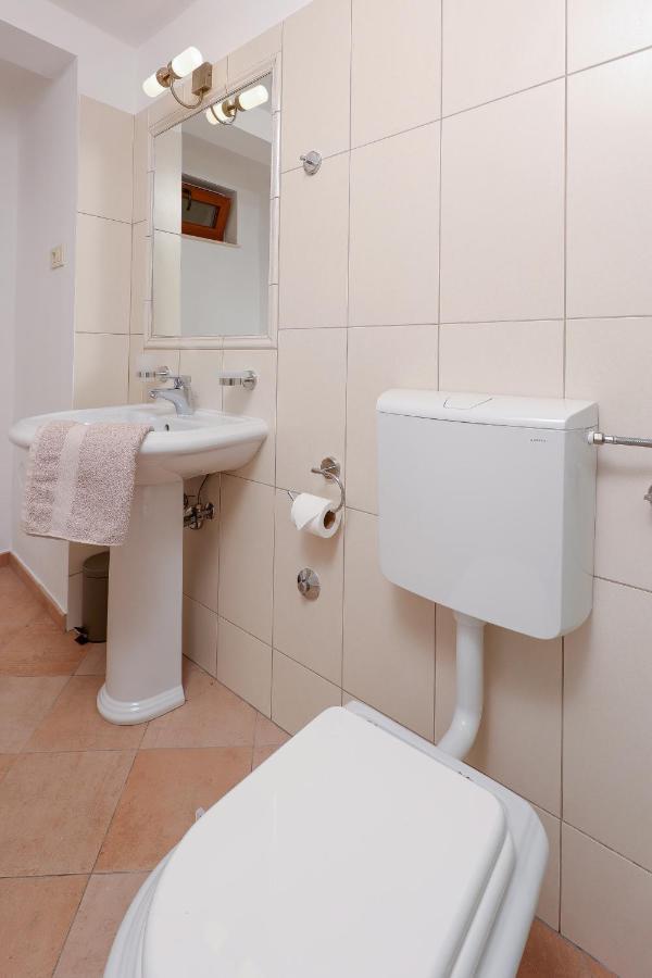 Villa Fani With Jacuzzi Ičići Dış mekan fotoğraf