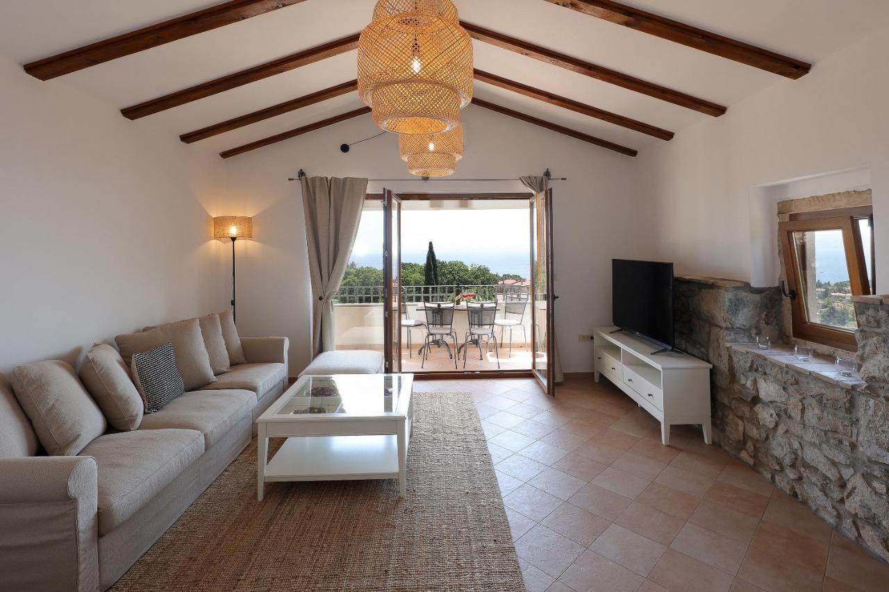 Villa Fani With Jacuzzi Ičići Dış mekan fotoğraf
